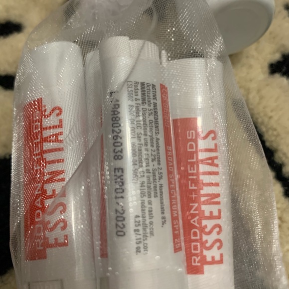 Rodan & Fields Lip Balm - Picture 2 of 2